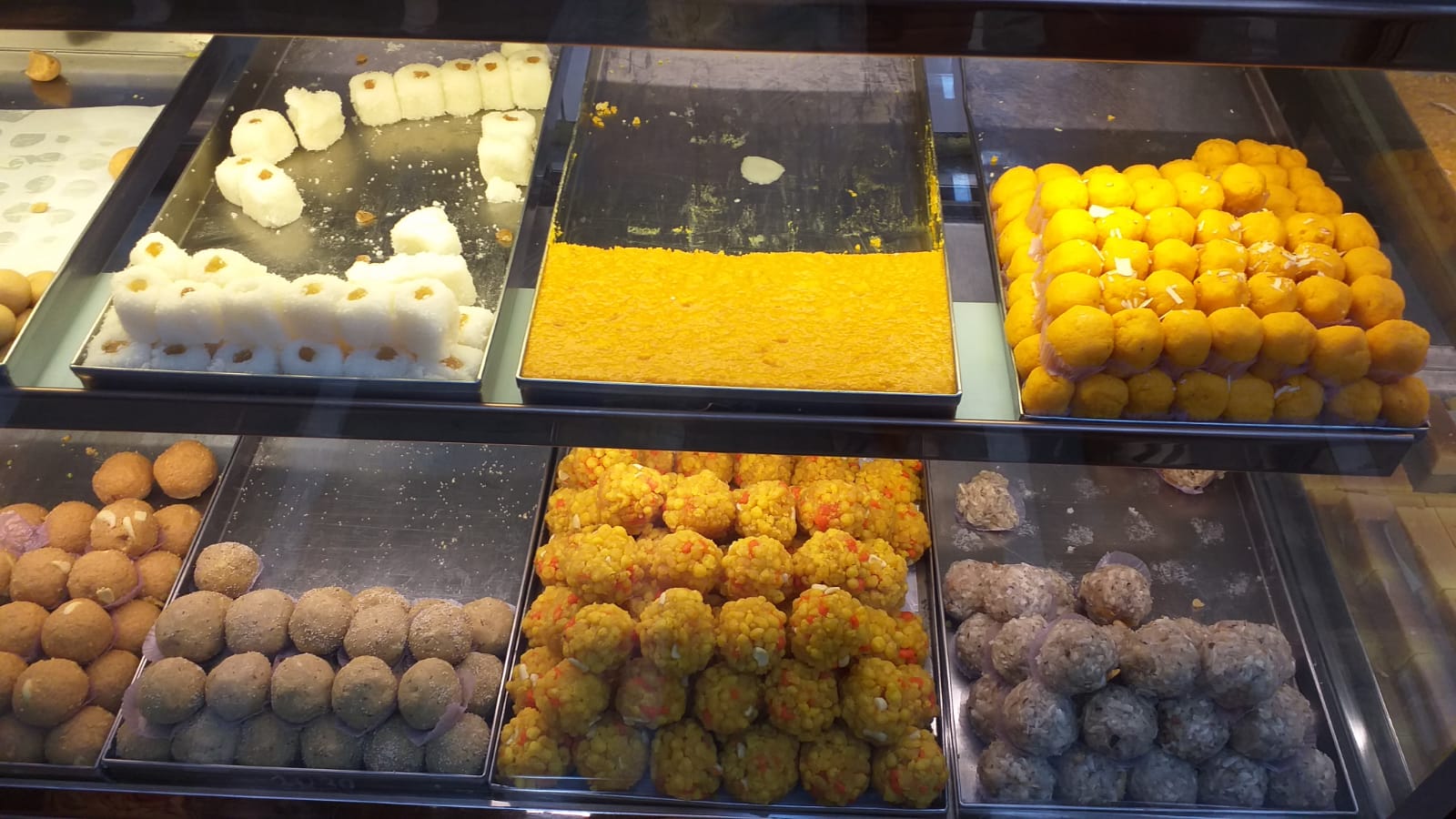 Shree Dwarka: New Panvel’s go-to snack corner