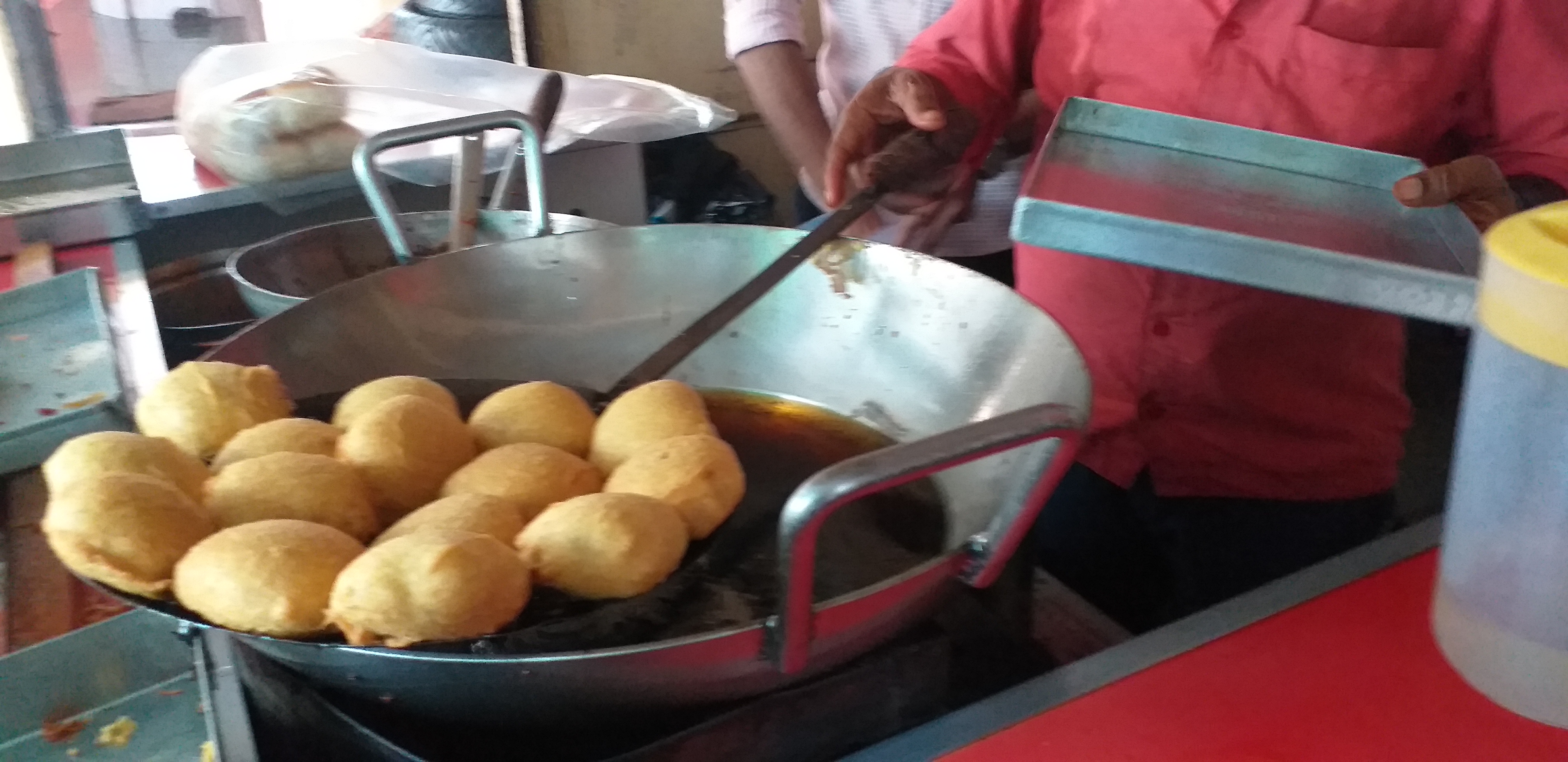 Mahalakshmi Snacks Corner: Snacking in Old Panvel
