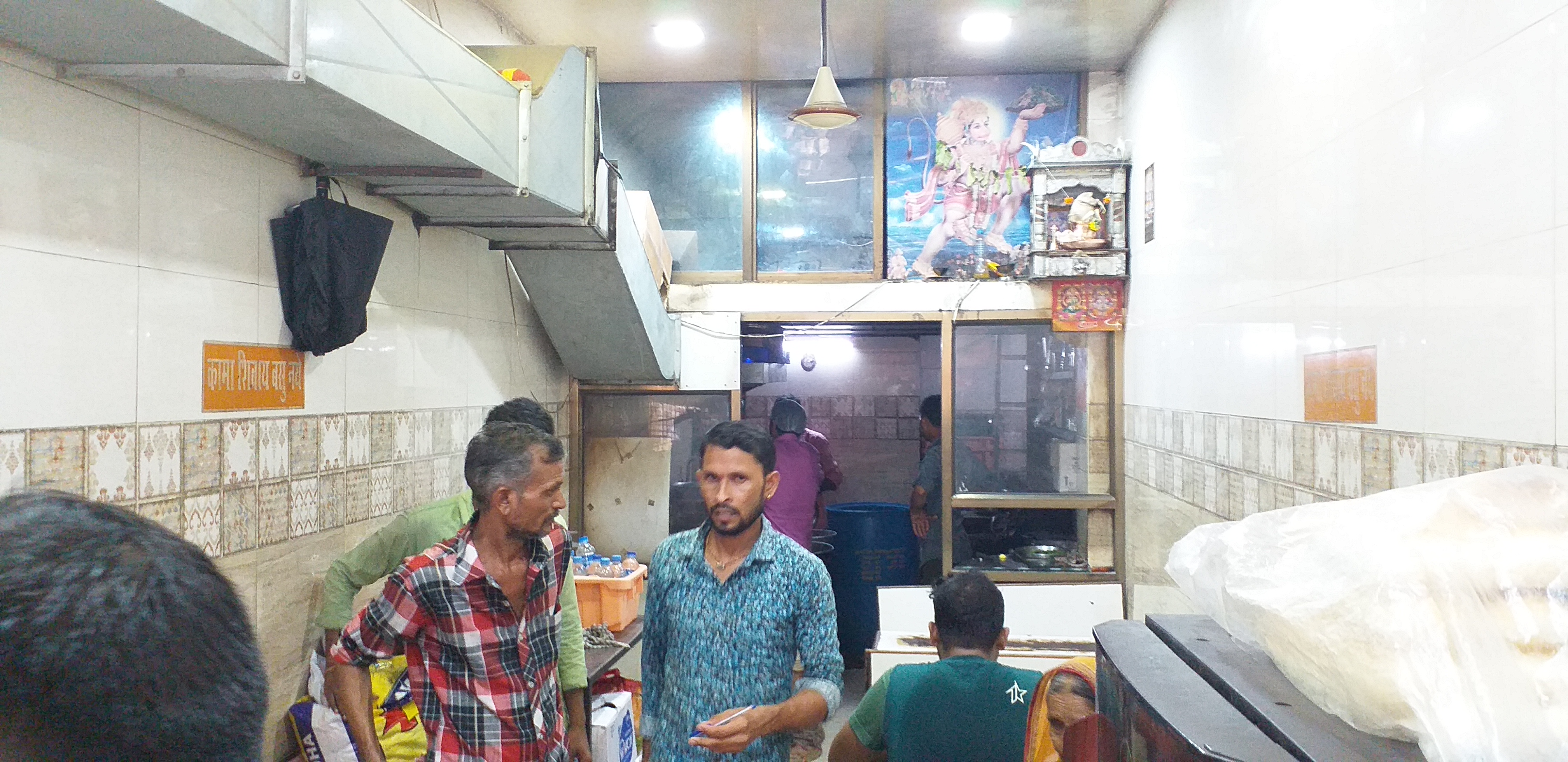 Munchy Heaven: Jay Mahalakshmi Tea Stall and Snacks